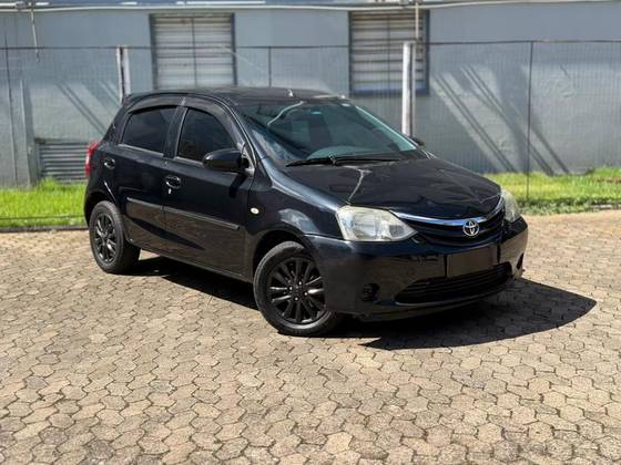 TOYOTA ETIOS 1.5 PLATINUM 16V FLEX 4P MANUAL